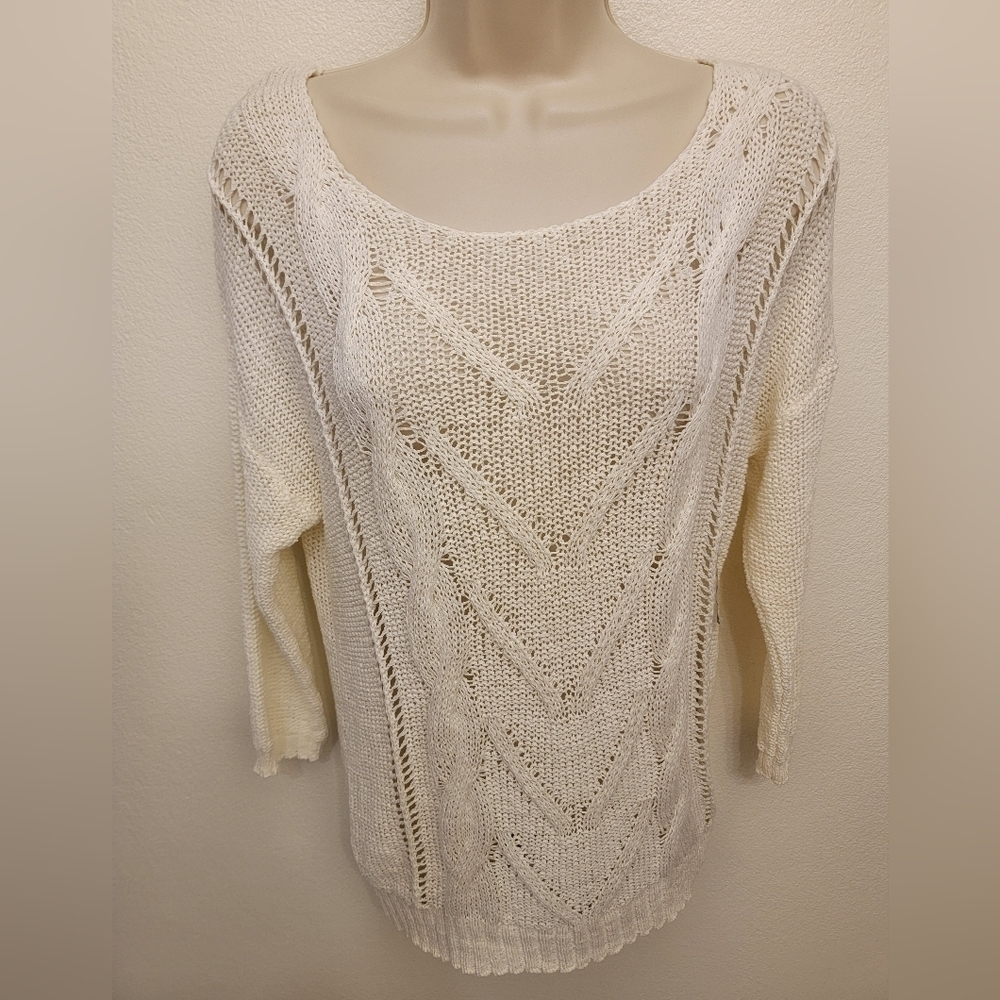 Old Navy Cable Knit Lightweight Ladies Sweater